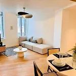 Pink House Beautiful 2 Bedroom Flat In Center شقة