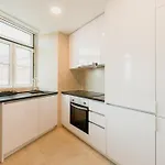 Pink House Beautiful 2 Bedroom Flat In Center *
