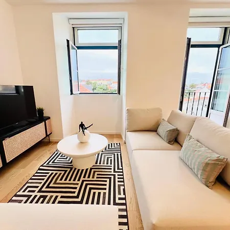 Διαμέρισμα Pink House Beautiful 2 Bedroom Flat In Center