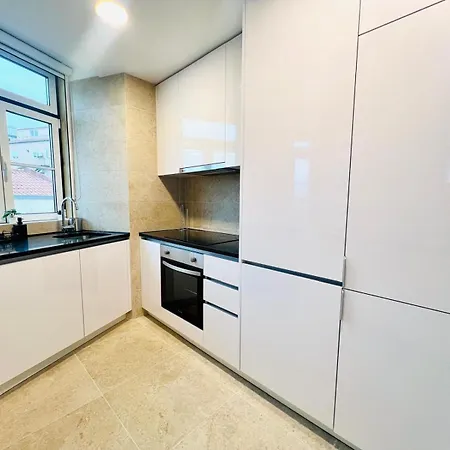 Apartment Pink House Beautiful 2 Bedroom Flat In Center Lisbon