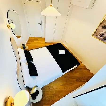 Apartment Pink House Beautiful 2 Bedroom Flat In Center *