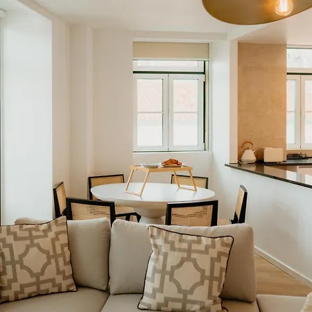 Διαμέρισμα Pink House Beautiful 2 Bedroom Flat In Center