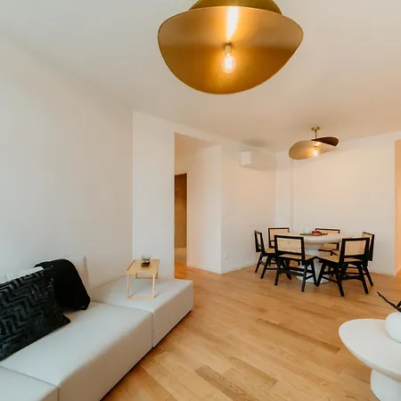 Pink House Beautiful 2 Bedroom Flat In Center Διαμέρισμα Lisboa