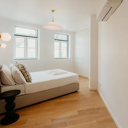 Pink House Beautiful 2 Bedroom Flat In Center Apartment Lisbon