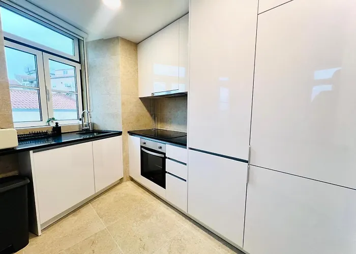 Appartement Pink House Beautiful 2 Bedroom Flat In Center Lissabon