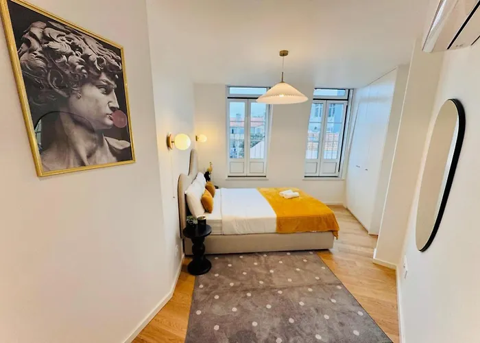Appartement Pink House Beautiful 2 Bedroom Flat In Center Lissabon