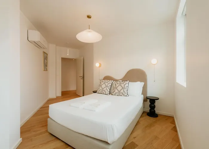 Pink House Beautiful 2 Bedroom Flat In Center * Lissabon